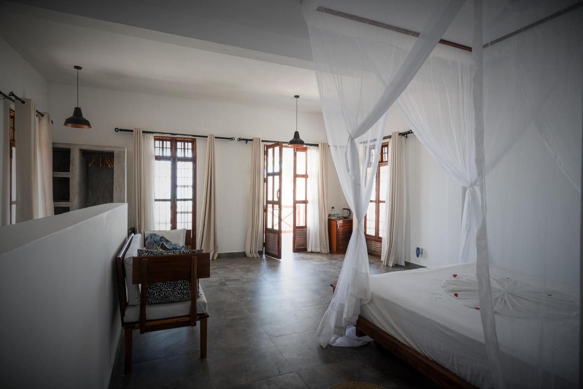 Savera Beach Houses Джамбиани Экстерьер фото