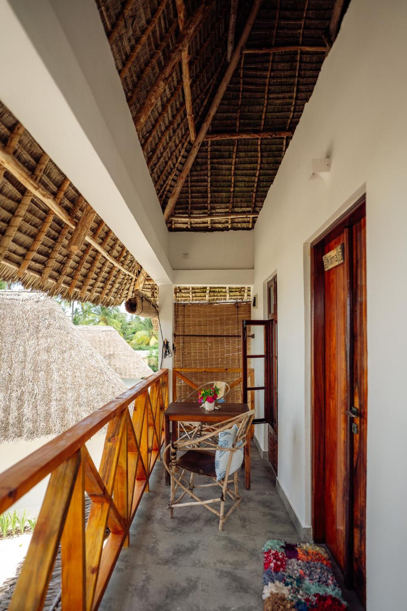 Savera Beach Houses Джамбиани Экстерьер фото